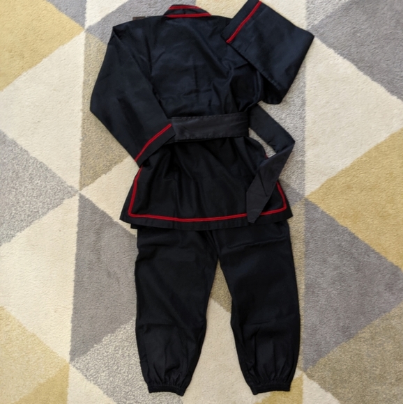 Black and Red Martial Arts Gi - 3 Piece Set - Picture 2 of 6